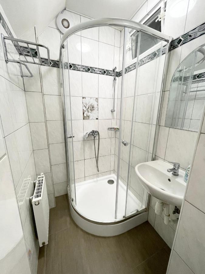 Pension Majovka Egra  Extérieur photo